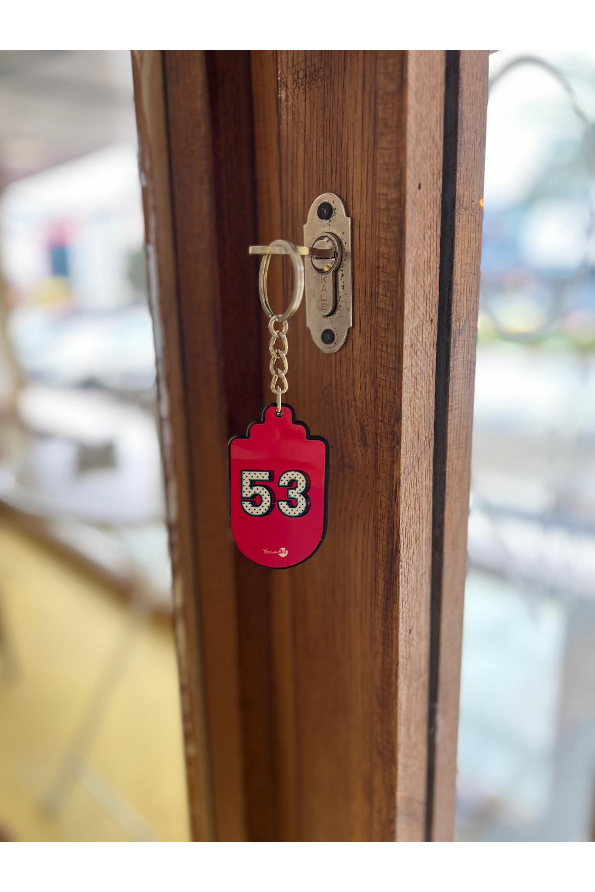 53 Kırmızı Anahtarlık